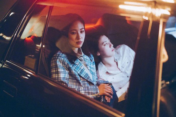 《亲爱的她》内地引进，三吉彩花与阿部纯子主演