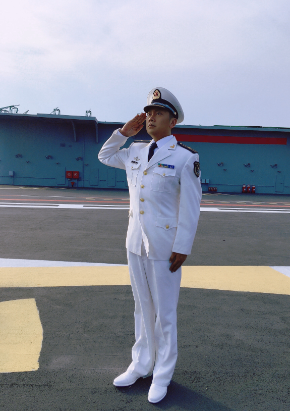 优酷独播剧集《海天雄鹰》央一黄金时段首播，苗亮演绎海军风采-2