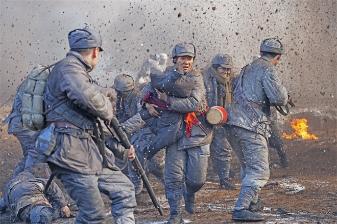 《大突围》首映：烽火再现沂蒙魂，战争史诗撼人心-2